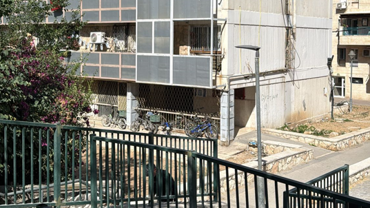 הבניין בדרך חברון