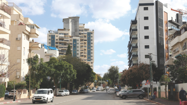 רחוב אברבנאל פתח תקוה