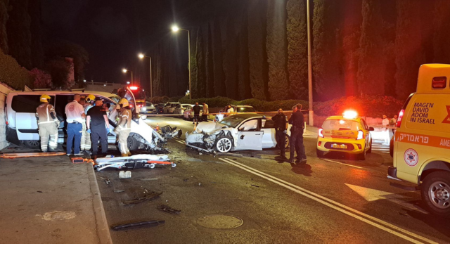 תאונה קשה אירעה בין שני כלי רכב בשדרות הציונות בחיפה