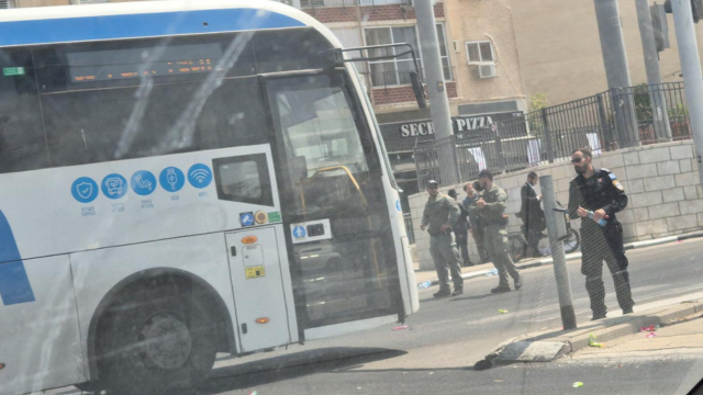 חסימת כביש רחוב אורלוב פתח תקוה