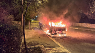 רכב לימוד נהיגה שנשרף ברחוב צביה ויצחק בחיפה 29.7.25