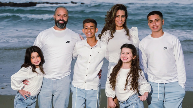 רס"ב יניב אלקיים ז"ל, אשתו אורטל וילדיהם