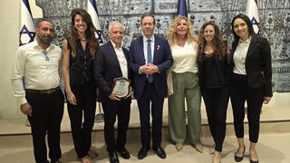 אות הלכידות החברתית הוענק לבת ים