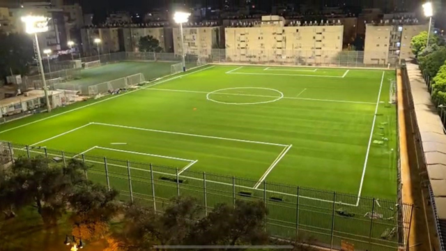 מגרש הכדורגל מחנה יהודה פתח תקוה