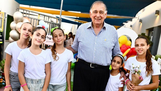 יונה יהב עם תלמידי שנת תשפ"ו