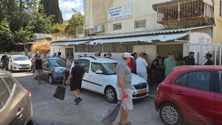 חלוקת חלוקת מזון בלב חש