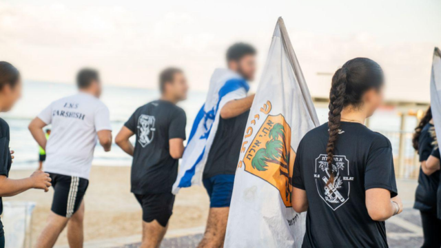 מירוץ בבסיס חיל הים חיפה לזכר חללי חרבות ברזל