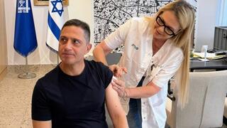רוביק דנילוביץ' מתחסן לשפעת