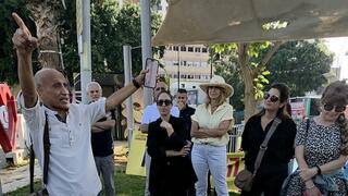 סיור תיירות ברחובות