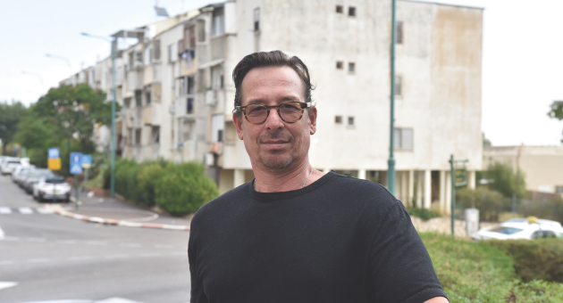 עדי בורקין