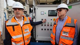 שר האנרגיה בביקורו בחולון. מערכות מים חדשניות