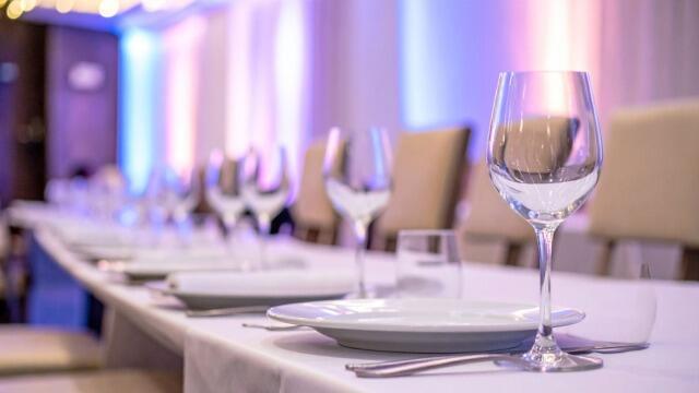 חדר אוכל במלון