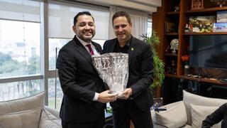 ראשון לציון ואסונסיון חתמו על הסכם ברית ערים תאומות