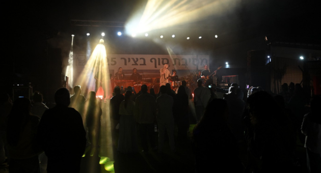 הופעה במתחם החדש ביקב אדיר