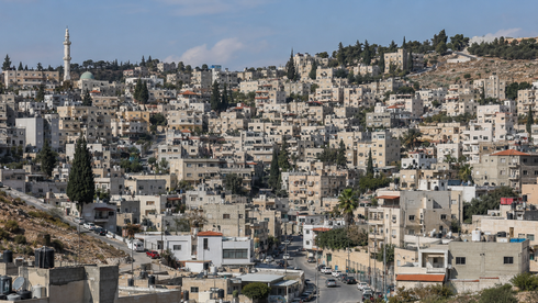 עיסאוויה. מצלמות משטרה בגובה 15 מטר