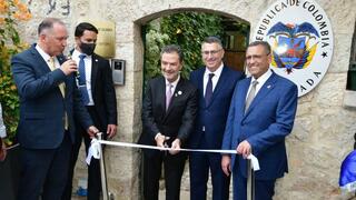 חנוכת שגרירות קולומביה בירושלים