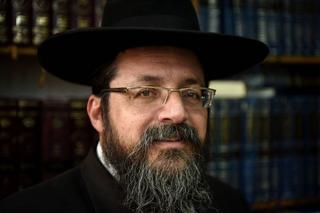 הרב אליהו בר שלום, הרב הראשי של בת-ים |  צילום: קובי קואנקס