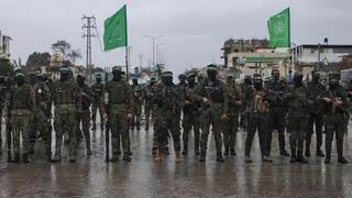 Preparativos en la Franja de Gaza para la liberación de los secuestrados esta mañana. 