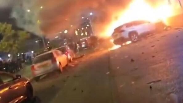 Explosión de un automóvil en Galilea, ayer viernes. 