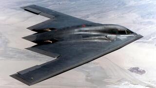 El bombardero B2 tiene un precio de 2.100 millones de dólares. 