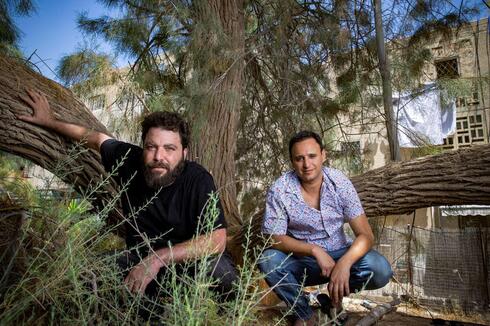 טרגדיה: גיא בלילה, יוצר הסדרה 