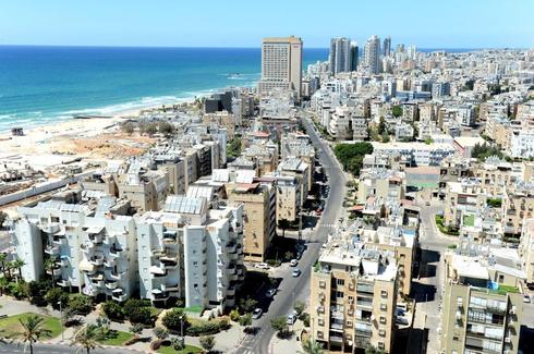סדר עירוני: אלו הן עשר המכות של בת ים