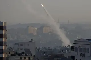 إطلاق صواريخ من قطاع غزة باتجاه إسرائيل 