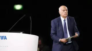 دعوات اسرائيلية بطرد الرجوب من الفيفا
