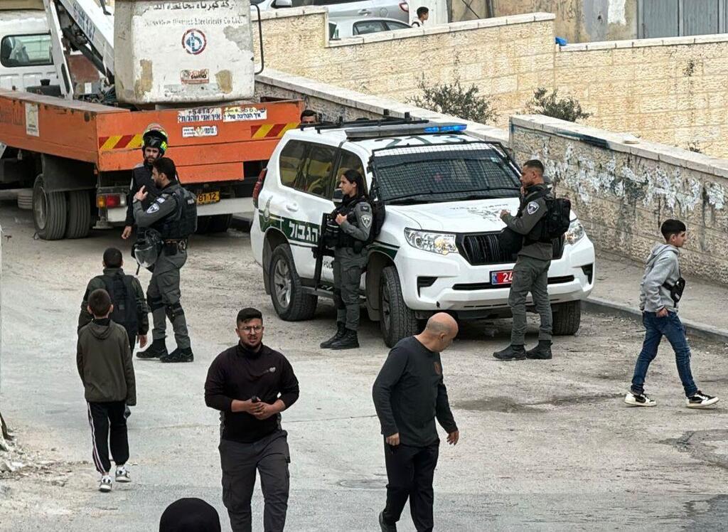 احتراق بيت في العيساوية شرقي القدس