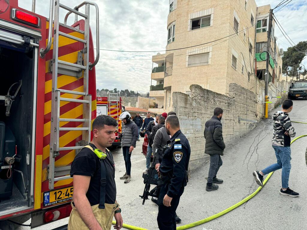 احتراق بيت في العيساوية شرقي القدس