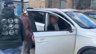 الفتى المشتبه بإلقاء القطة من الطابق الخامس