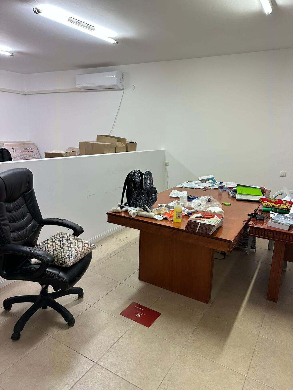  حظر نشاطاتِ لجان إفشاء السلام وإخراجها عن القانون