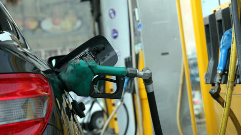 توضيحية من محطة وقود