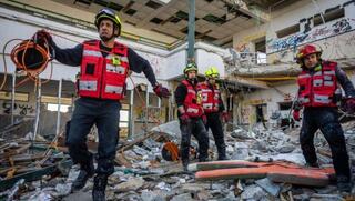 تمرين على هزة أرضية في إسرائيل