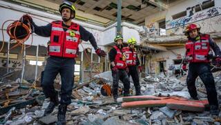 تمرين على هزة أرضية في إسرائيل