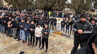 صلاة الجمعة في المسجد الأقصى المبارك