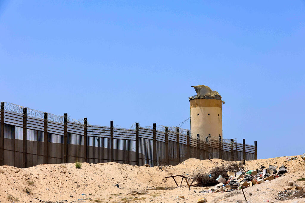 محور فيلادلفي