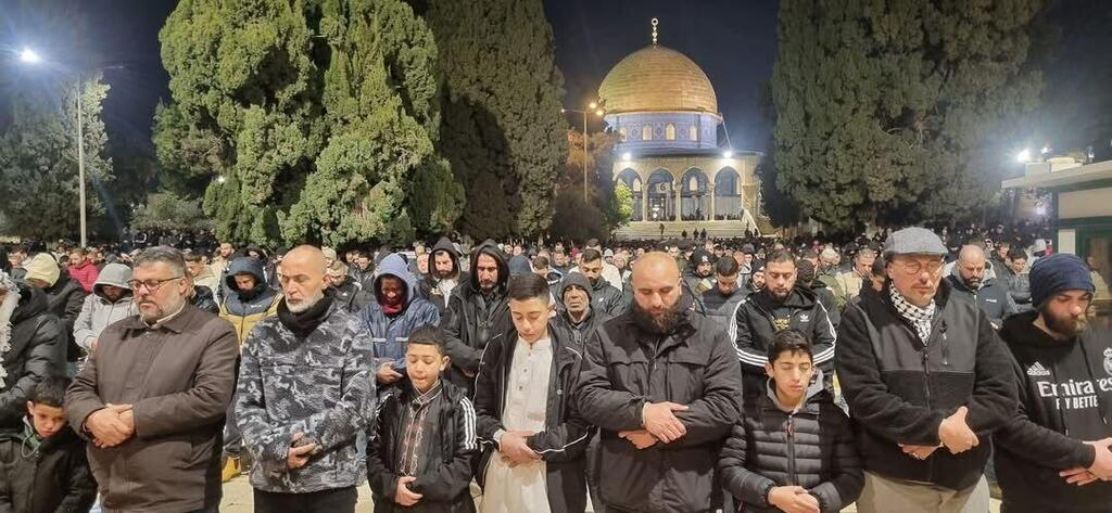 70 ألف مصلٍّ في الأقصى بأول أيام رمضان