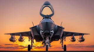 هبوط 3 طائرات جديدة من نوع F-35i في قاعدة سلاح الجو نيفاتيم في إسرائيل