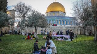 مائدة الافطار في شهر رمضان المسجد الاقصى