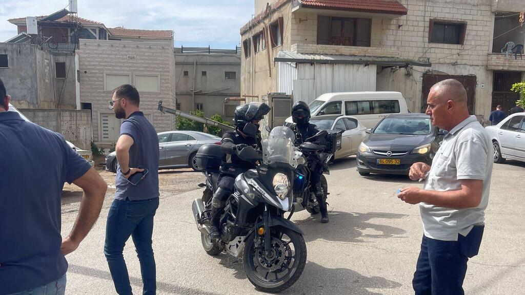 الشرطة تنتشر في قلب البلدة القديمة في عرابة