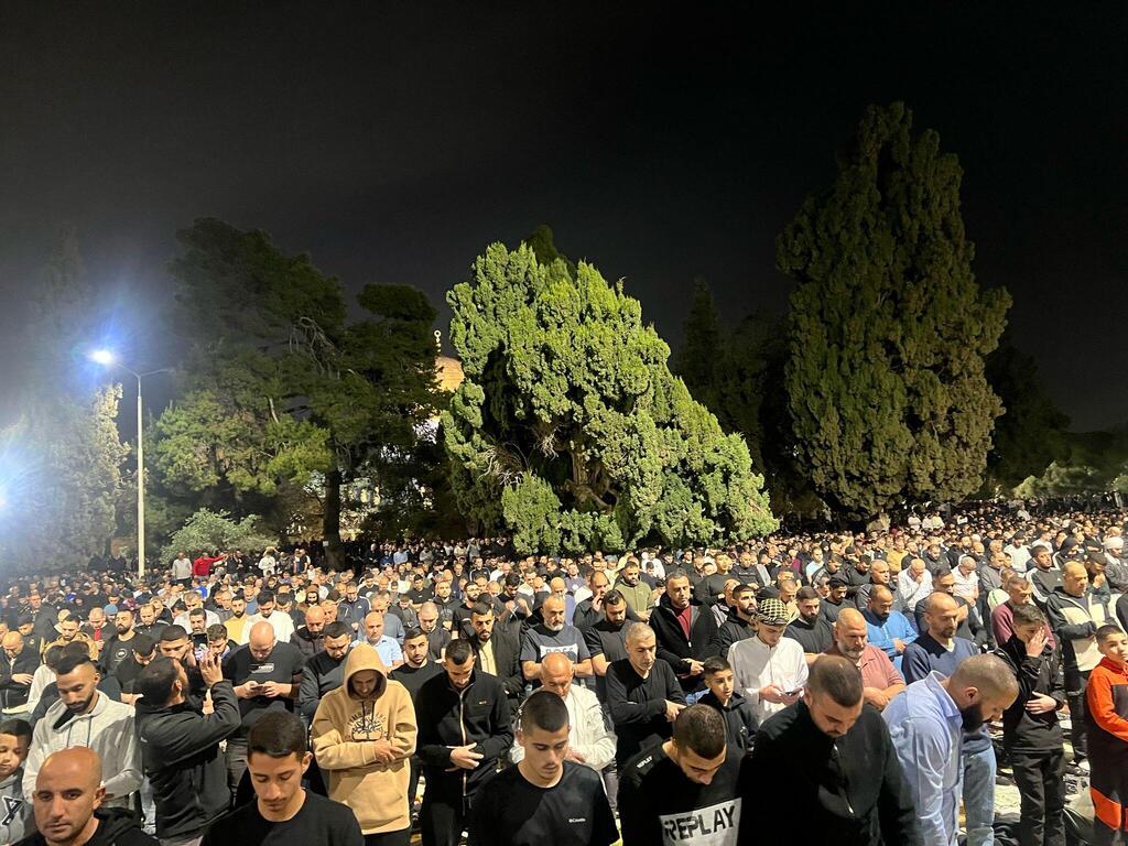 صلاة التراويح في المسجد الأقصى