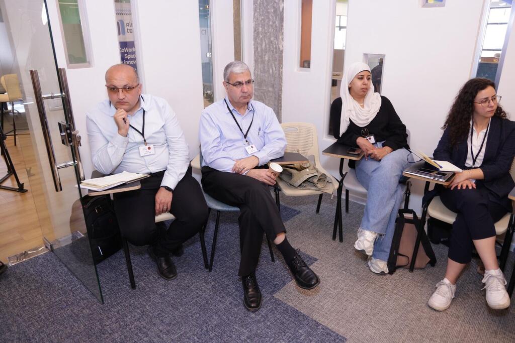 أنباء أولية عن انفجار سيارة في مدينة عرابة دون مزيد من التفاصيل