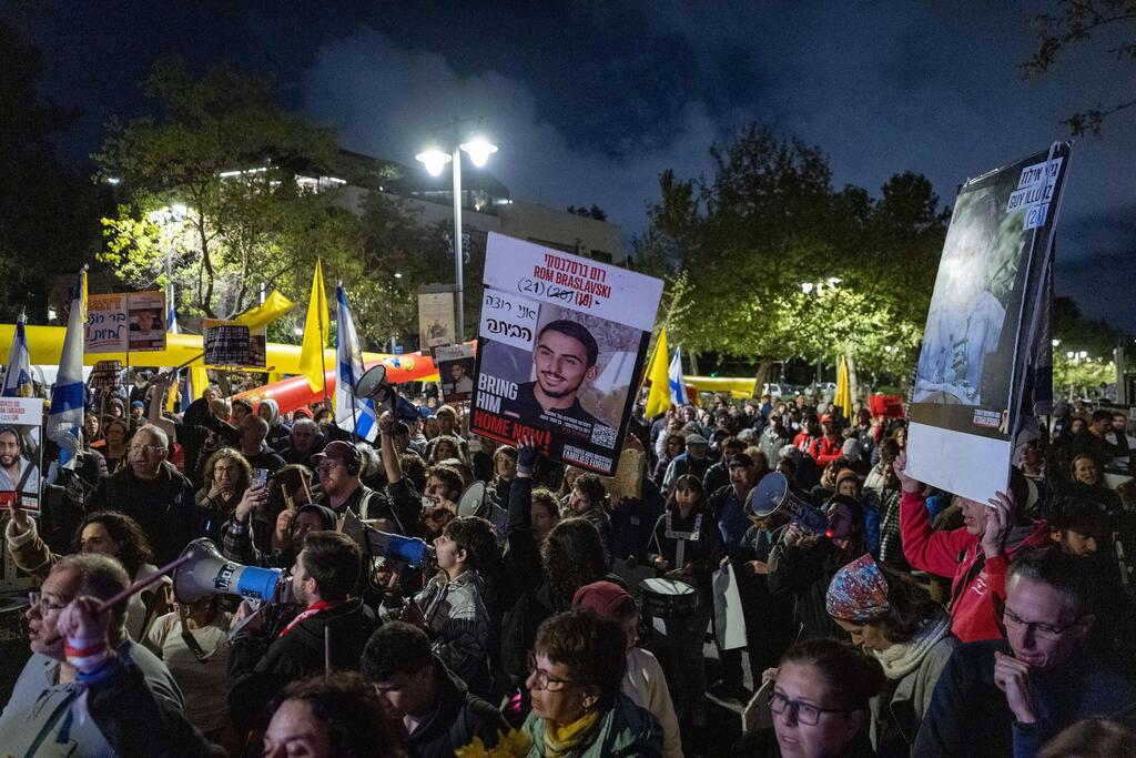 مظاهرات في تل أبيب للمطالبة بإعادة المختطفين