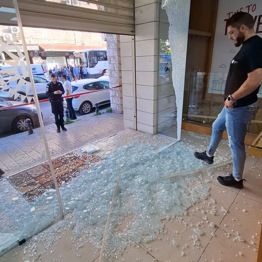 إطلاق نار على مكتب سياحة وسفر في الناصرة 