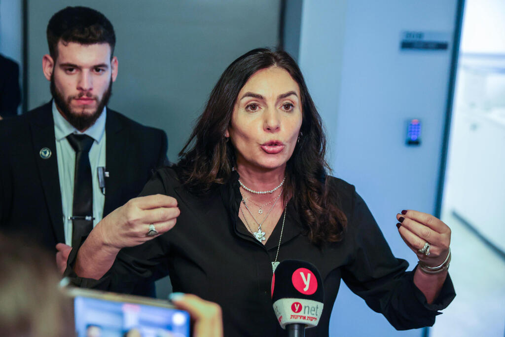 وزيرة المواصلات ميري ريغيف (Flash90) وزيرة المواصلات ميري ريغيف