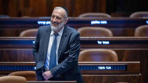 رئيس حزب شاس أرييه درعي