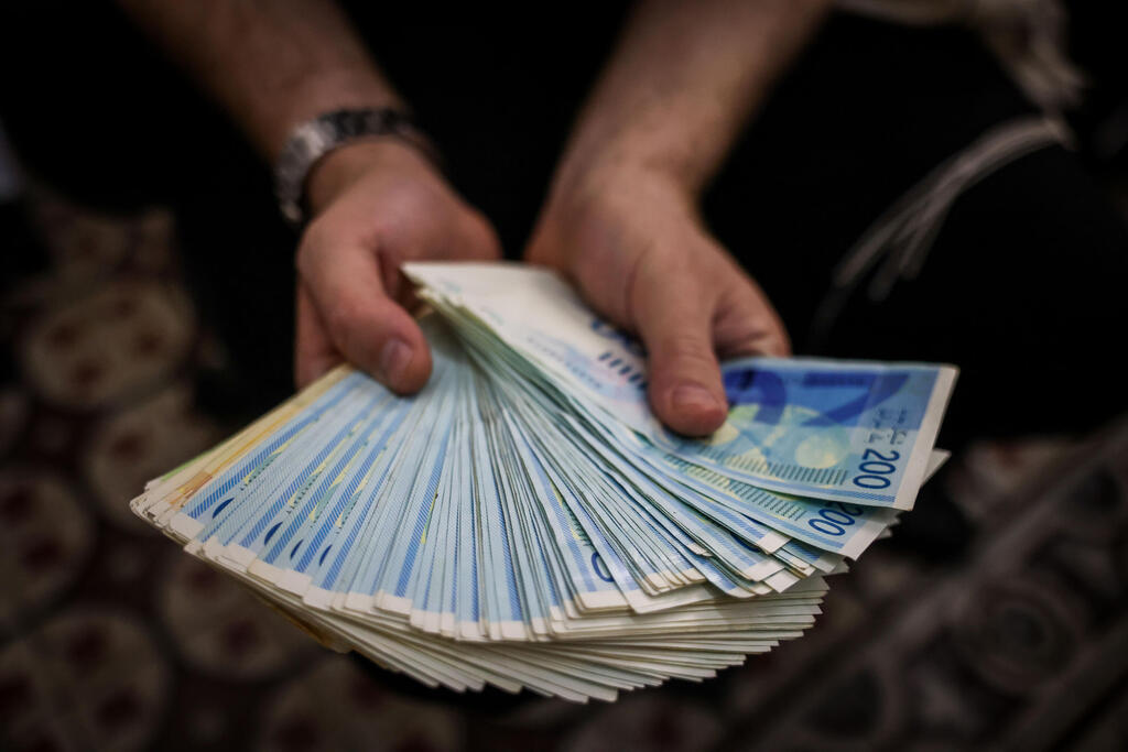 أوراق نقدية من فئة 200 شيكل