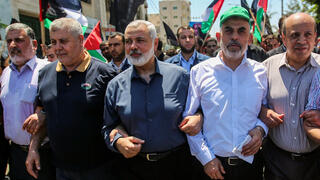 يحيى السنوار واسماعيل هنية