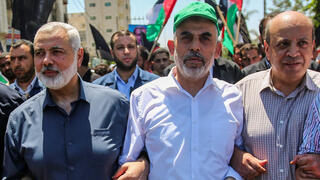 يحيى السنوار واسماعيل هنية